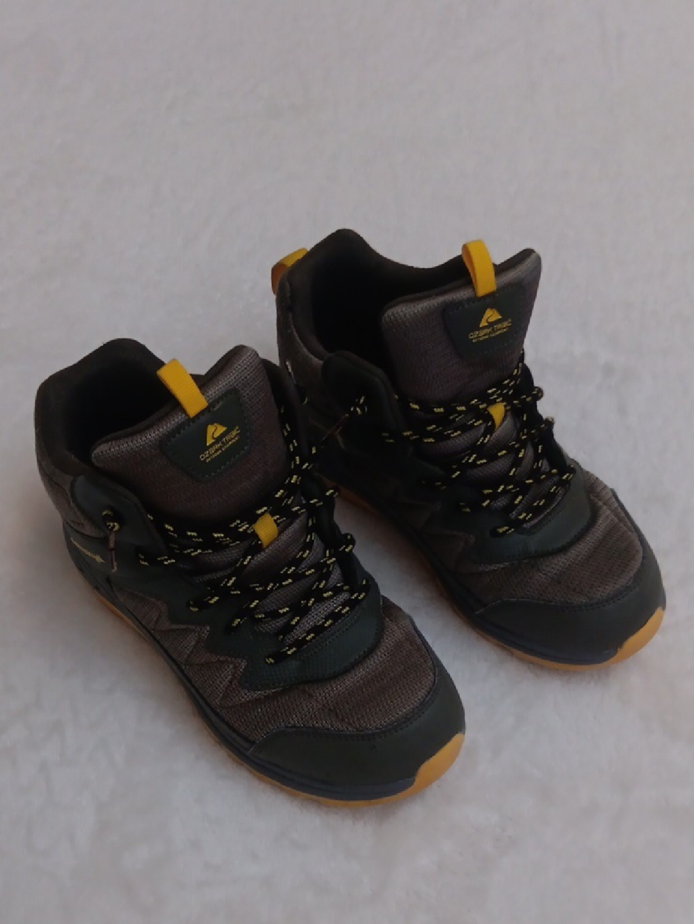 Ozark Trail Army Green and Yellow Men's Hiking Boots